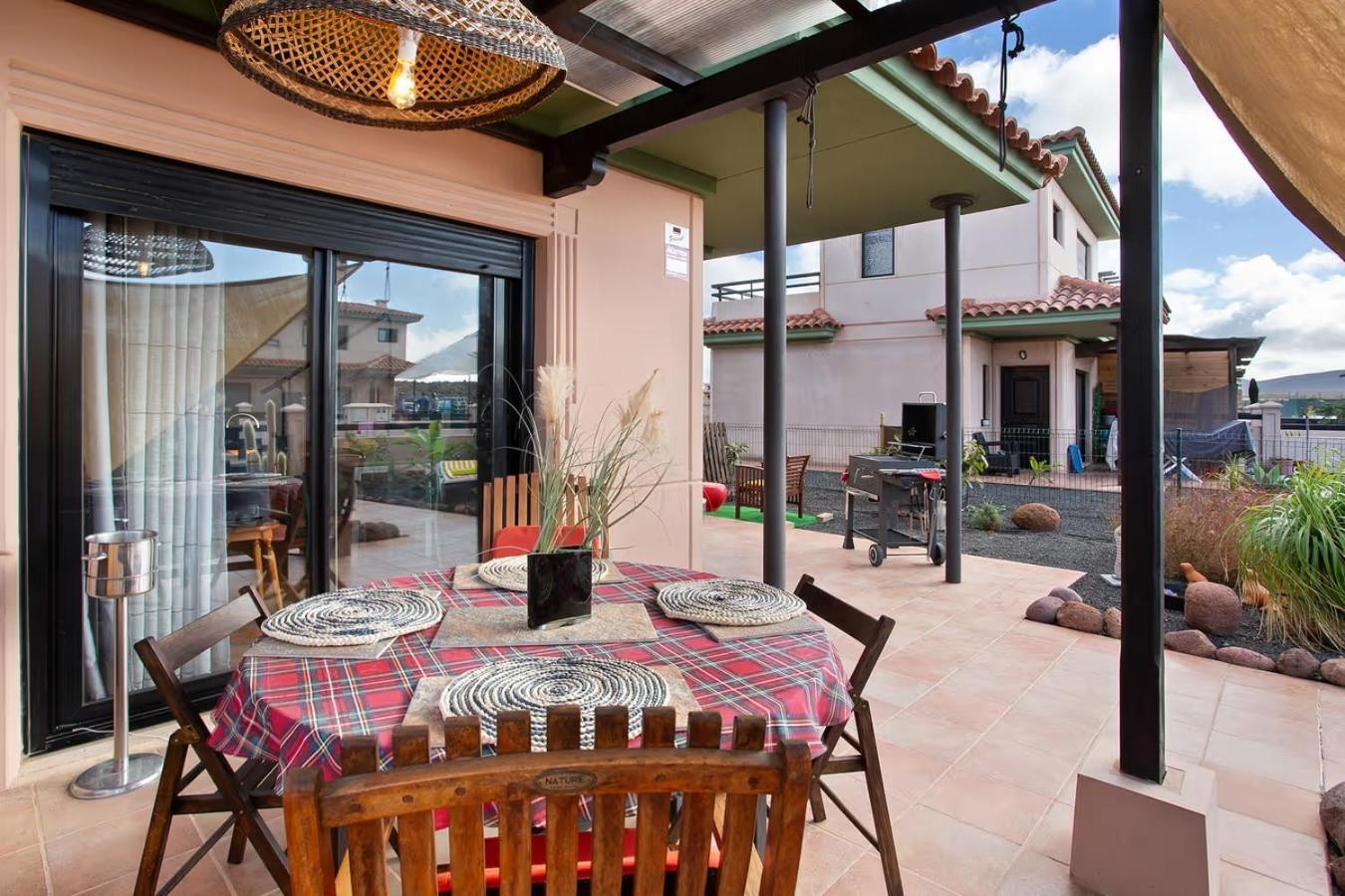 Amadeus La Oliva Exterior foto
