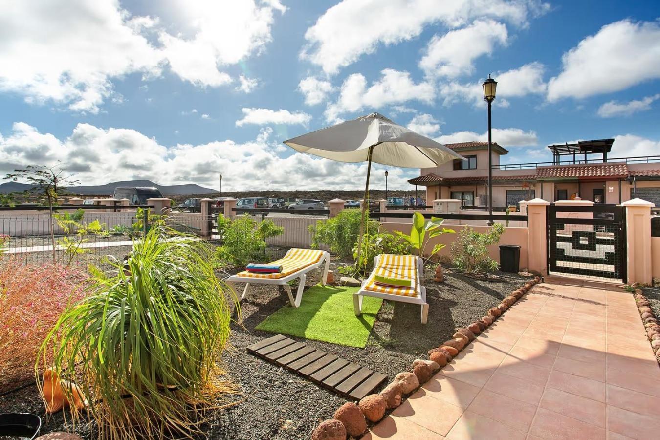 Amadeus La Oliva Exterior foto
