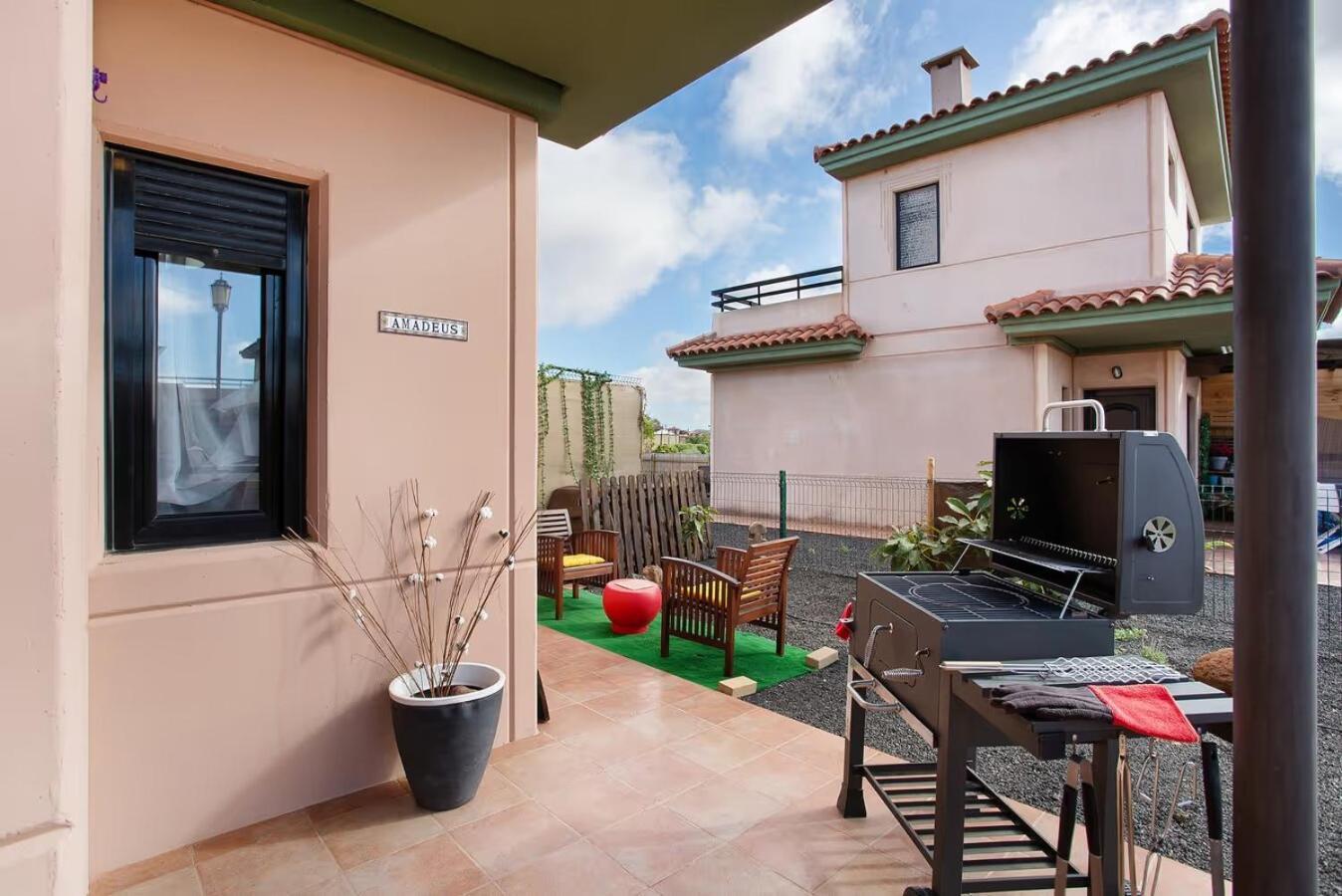 Amadeus La Oliva Exterior foto