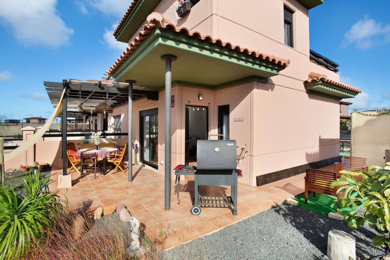 Amadeus La Oliva Exterior foto